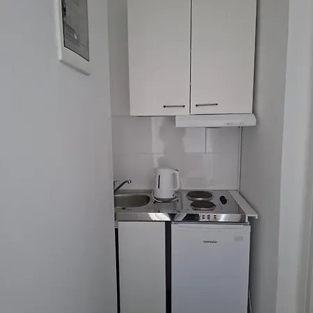 Mila Apartmaji 波尔托罗