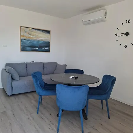 Mila Apartmaji 公寓